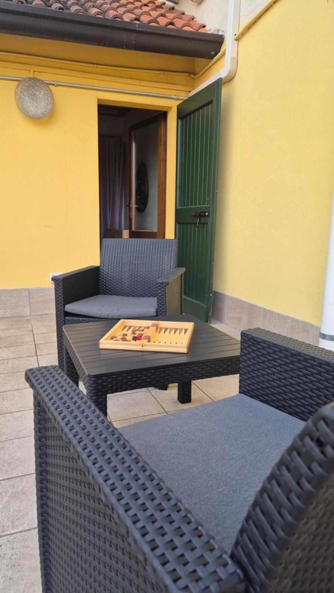 Casa Vacanza & Suite Joy Πεσκιέρα ντελ Γκάρντα Εξωτερικό φωτογραφία